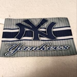 Yankees zipper pouch